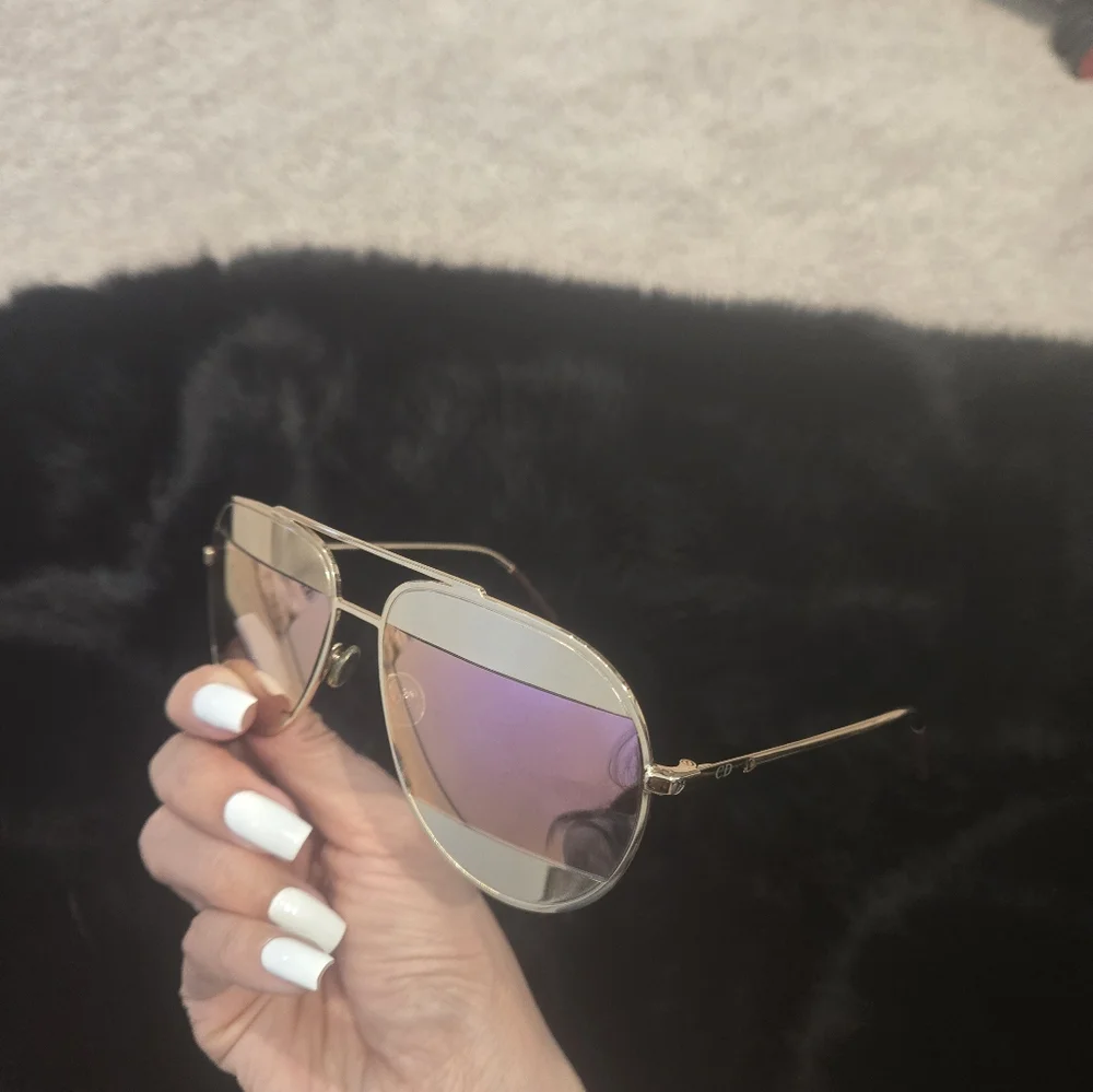 Dior Pink And Gold Aviator Sunglasses - Picture 5 of 12